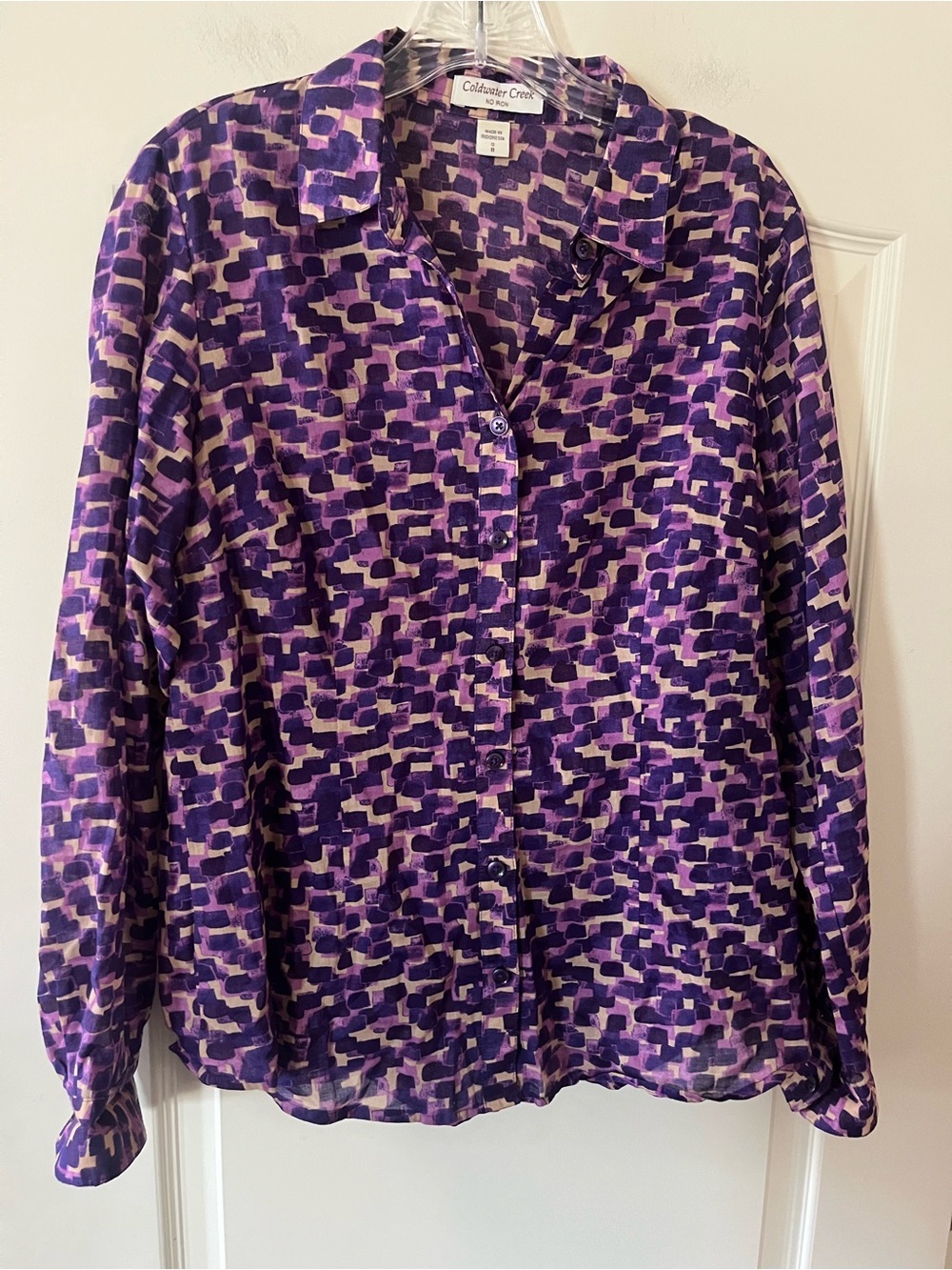 Coldwater Creek No Iron Purple Abstract Print Button-Up Shirt Size Small